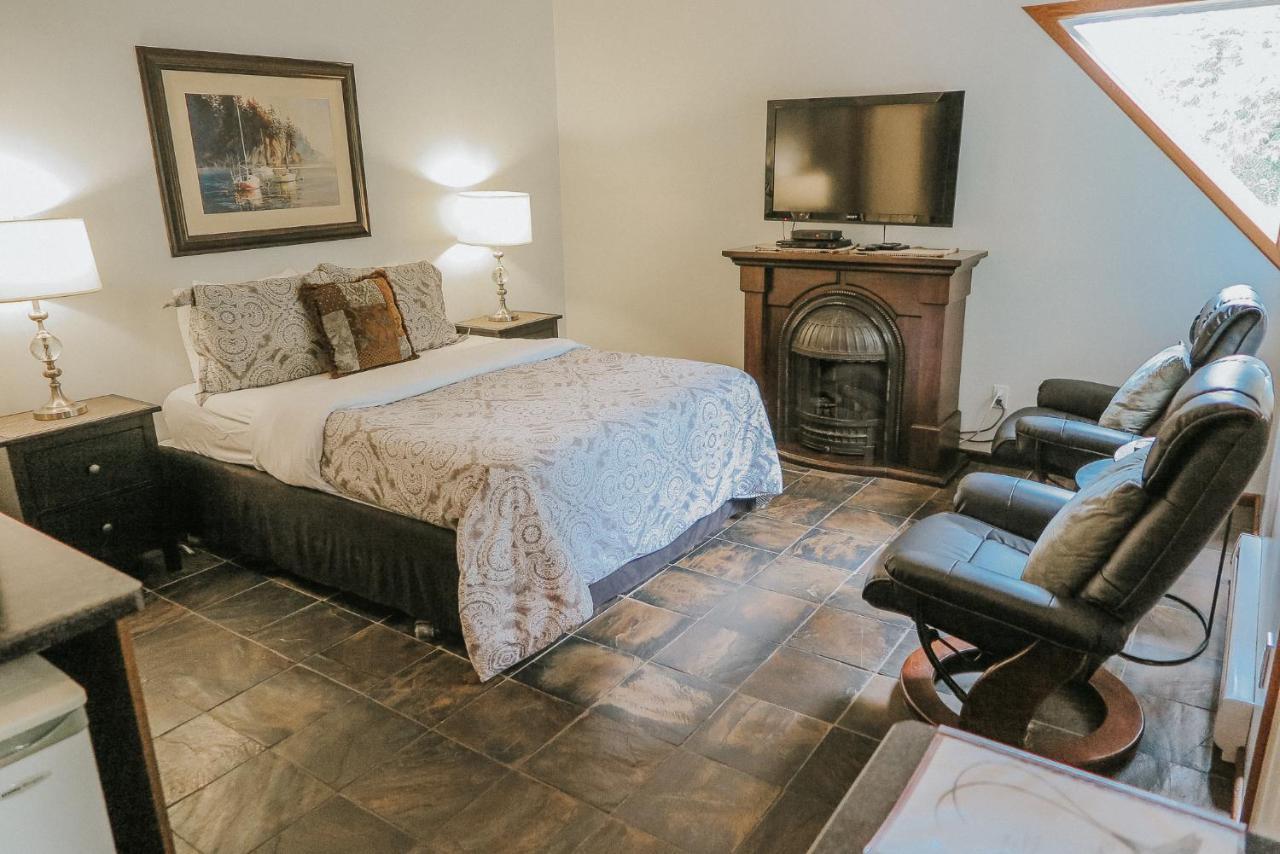 טופינו Cobble Wood And Bird Sanctuary Guest Houses מראה חיצוני תמונה